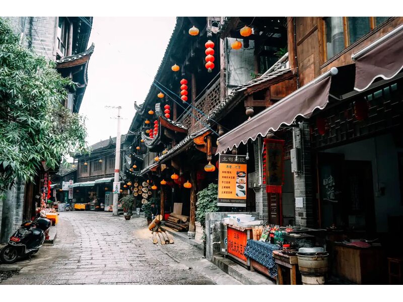 KHÁM PHÁ CỔ TRẤN PHƯỢNG HOÀNG