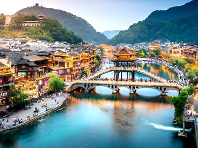 KHÁM PHÁ TRUNG QUỐC